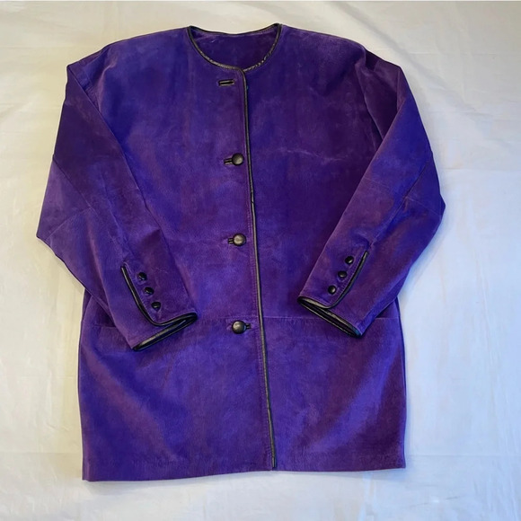 💜 Vintage Woman’s  Danier Suede Purple Coat - Size Medium 💜 - Picture 6 of 12